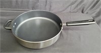 Stainless steel non stick pan