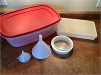 Large Rubbermaid container and misc. Tupperware