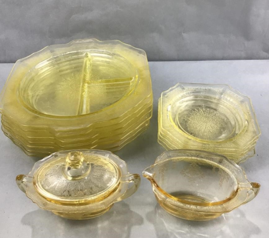 Amber carnival glass dish set