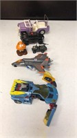 Misc. die cast toys 3 Jeeps & 
2-Transformers