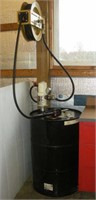 Graco Digital Pneumatic Oil Pump w/Retractable
