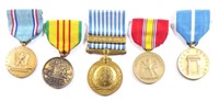 VTG MILITARY MEDAL LOT WWII KOREAN WAR VIETNAM