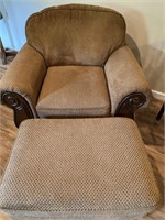 Overssize chair with ottoman