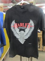 Harley Davidson shirt size medium