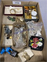 ASSORTED JEWELRY, POCKET WATCHES