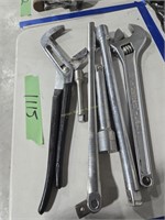 Crescent wrench breaker bar pliers