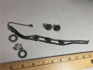 Vintage necklace & 2 sets earrings, 1 needs