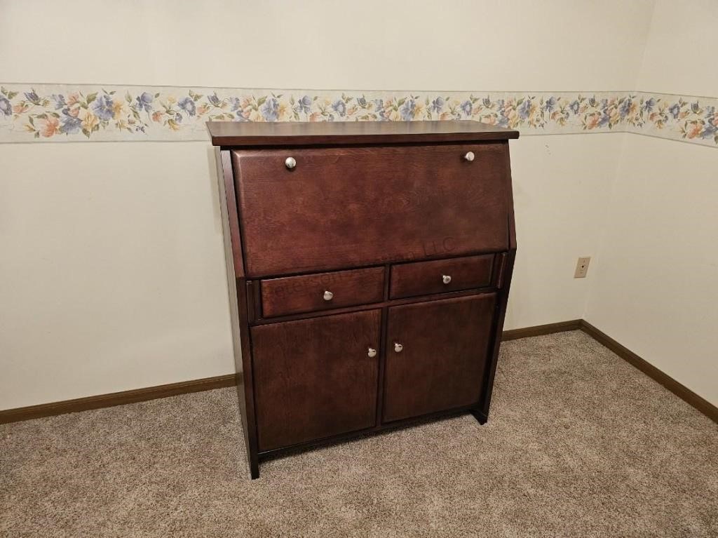 Quality Furniture Online Auction