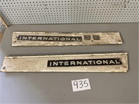 INTERNATIONAL TRACTOR SIGNS