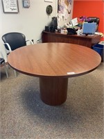 48" ROUND TABLE