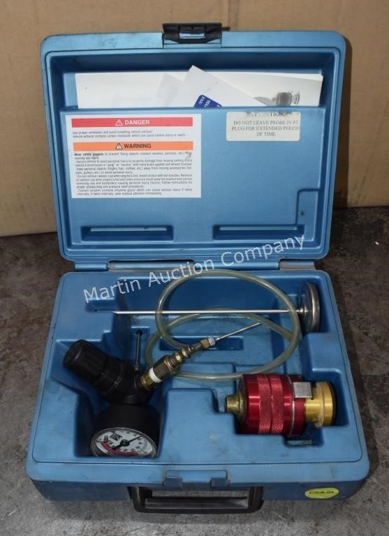(S1) Waekon Cooling System Pressure Tester w/ Case