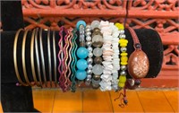 Fashion bracelets (b)
