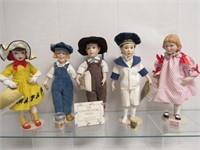FIVE "THE COUNTRY STORE DOLLS BY FRANKLIN HEIRLOOM