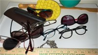 Sunglasses, Glasses, Scratcher