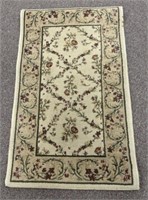 Interlude Rose Garden 2' x 3' Machine Rug