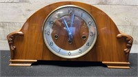 Vintage Solar Wooden Mantle Clock With Key Made In