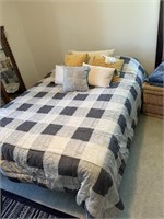 queen size bed with steel frame