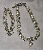 1950's Lisner Necklace & Bracelet Set