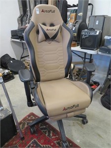 auto full desk/gaming chair