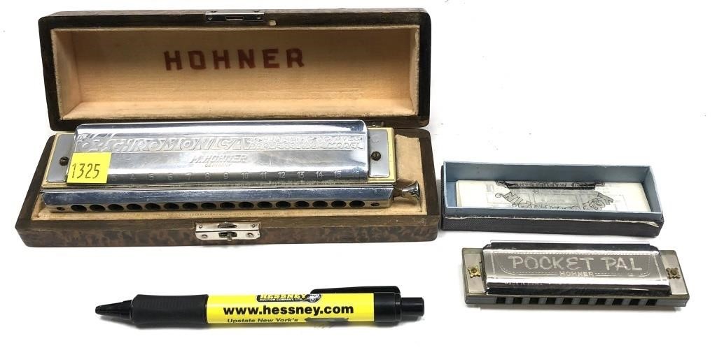 Lot, 2 Hohner harmonicas: Pocket Pal in box  and