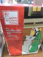 5FT LED Polar Bear W/Christmas Tree