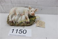 Homco Momma Pig w/Piglets Figurine