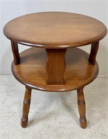 VINTAGE SOLID MAPLE COLONIAL STYLE TABLE