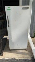 Shelvador Refrigerator 24x21x53