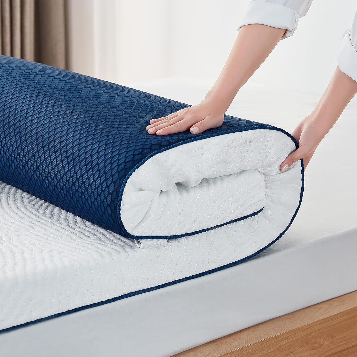 $155 LINSY LIVING Memory Foam mattress topper