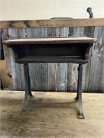 SMALL CHILDS SCHOOL DESK - ANTIQUE