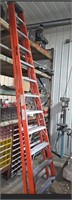 Keller red fiberglass stepladder - 14' - Extra HD