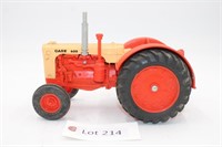 1/16 Scale Model 600 Tractor