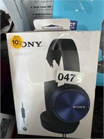 SONY HEADPHONES RETAIL $30