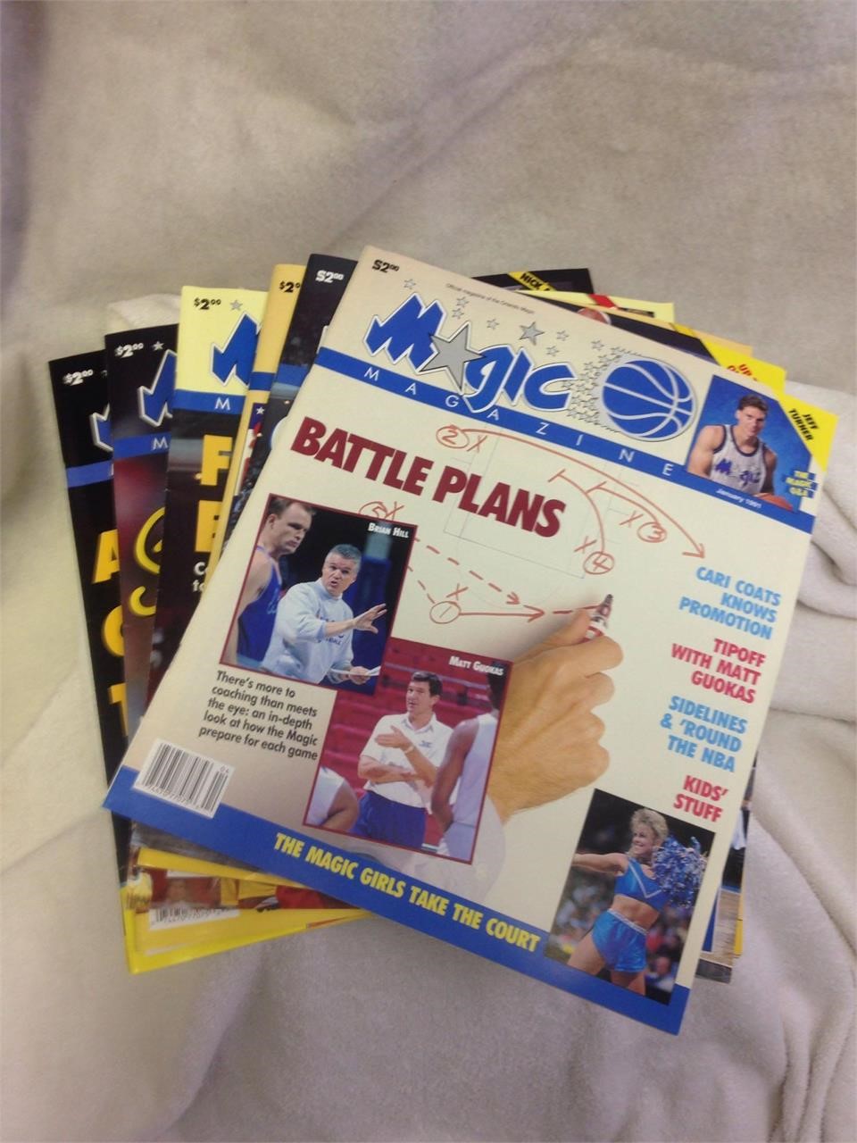 lot of 7 vintage ORLANDO MAGIC MAGAZINE issues 199