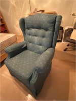 LaZboy swivel rocker, like new