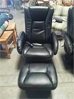 Massage chair with ottoman