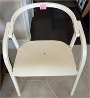 V - OCCASIONAL CHAIR (L5)