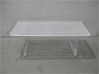 Vtg 20.25"x 42"x 15" Metal Patio Table