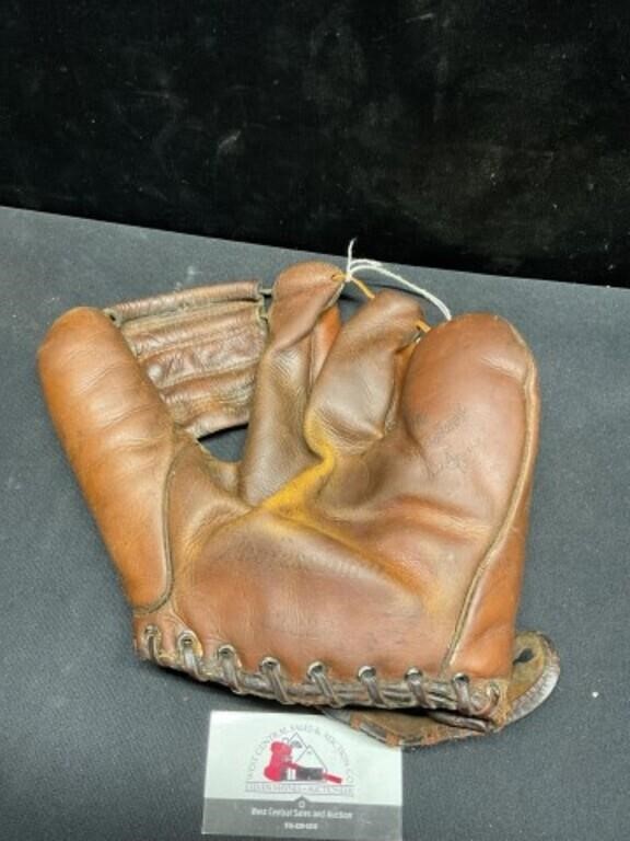 Vintage Wilson Glove