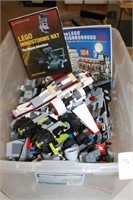 TUB OF LEGOS AND BOOKS