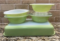Lime Green Pyrex 231 1.5 Quart Casserole Dish and