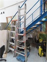 Little Jumbo Adjustable Ladder, 2.2m