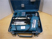 Makita Drill / 2 Batteries / Charger