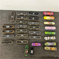 Cool Lot Of Mostly Tech Deck Finger Skateboards
