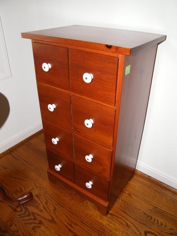 4 DRAWER CHEST W/ PORCELAIN KNOBS 31X18X12