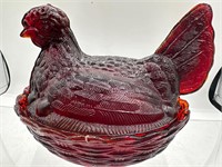 Vintage ruby red hen in nest covered dishb