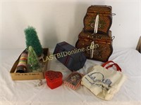 ROLL-UP SEWING KIT, DECOR BASKETS, CHRISTMAS ITEMS