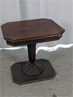 (1) Vintage Side Table