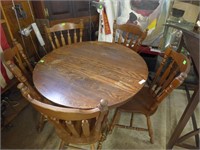 Oak dining table & five chairs