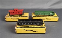 HO Scale Model Train Cars with Boxes